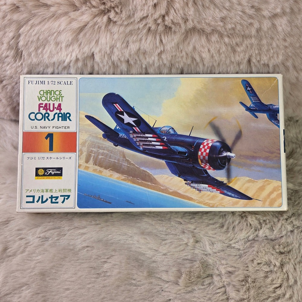 Fujimi 1/72 Chance Vought F4U-4 Corsair US Navy Fighter Model Kit F-Kit No. 7A9